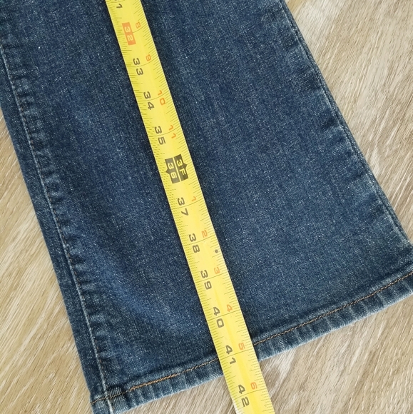 Levi's Women's 515 Bootcut Straight Leg Denim Jean's sz 10 Stretch EUC Blue Wash - Picture 11 of 16